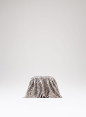 VENUS LA PETITE - A Kiss In The Dark