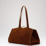 SERENA - Kissing In The Street