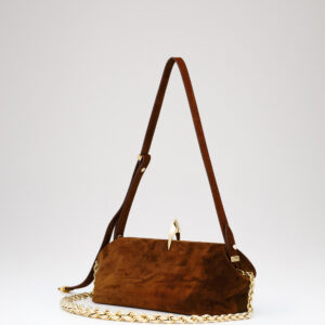 SOPHIA LA PETITE- Kissing In The Street