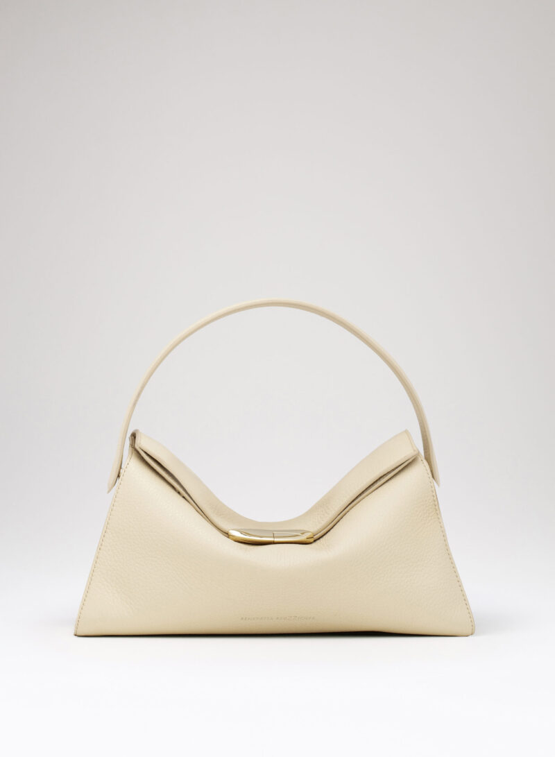 0121146_elif-la-grande_white-jade_01-scaled